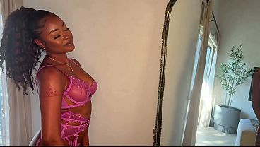 EBONY BEAUTY DESTINY MIRA CAN’T STOP BLASTING PUSSY JUICE ON BBC