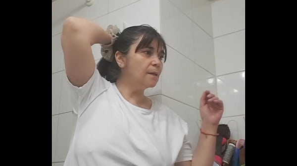 Mom fucked by surprise and creampie standby bathroom